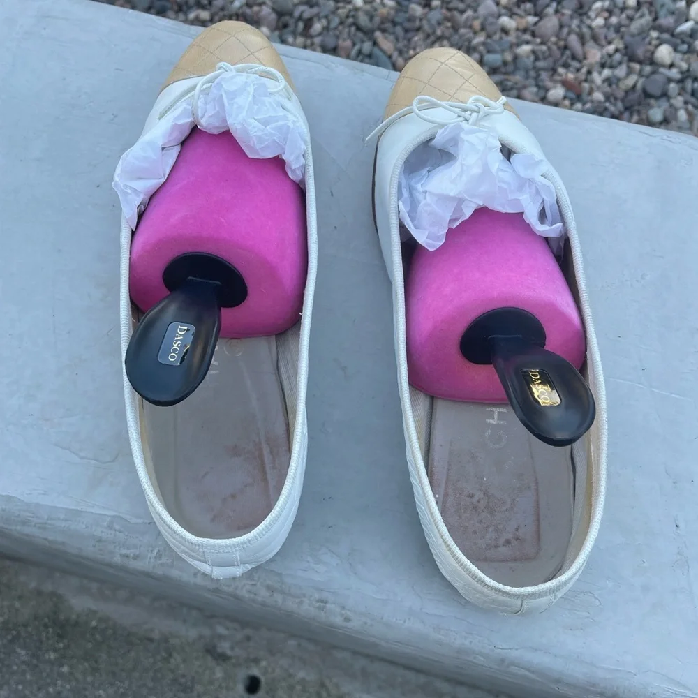 Chanel Shoes - Picture 6 of 14